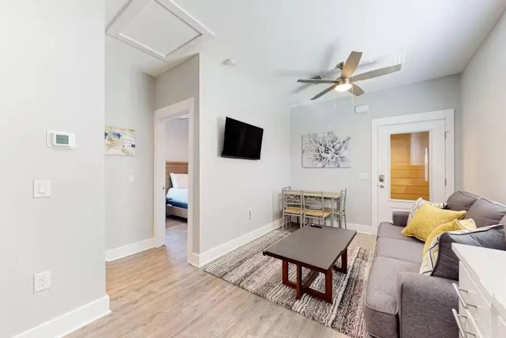 Romana Hideaway & Juliet Haven - New Listing! Pensacola